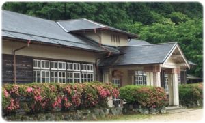 大山ファミリーの郷園庭整備 @ 大山ファミリーの郷園庭（駐車場）